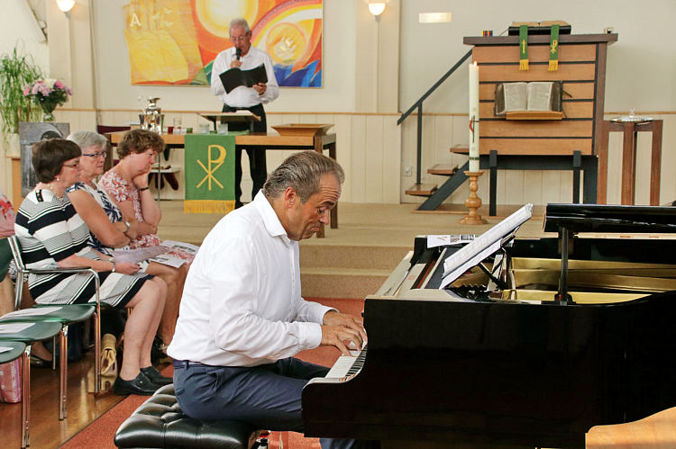 10 juni 2018-Avond zangdienst met Martin Mans projectkoor_34